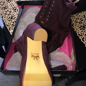 Brand New Betseyville boots...Final Sale!!!